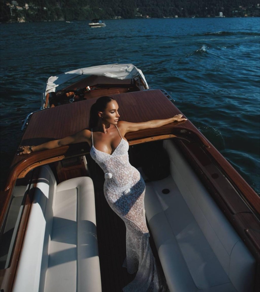 Индивидуалка Амелия фото № 2 в городе Луга