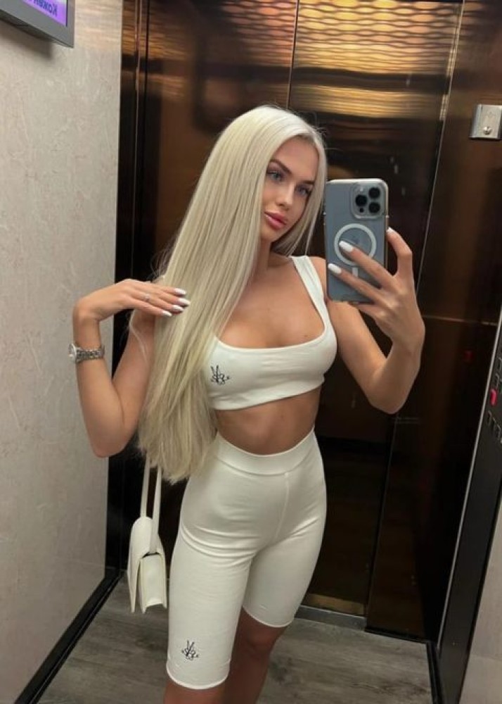 Индивидуалка Александра главное фото в городе Луга 