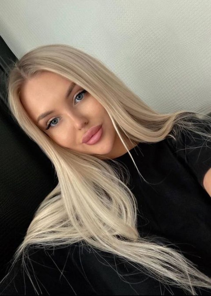 Индивидуалка Аля фото № 2 в городе Луга