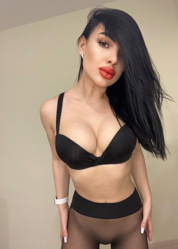 Индивидуалка Кристина фото № 2 в городе Луга