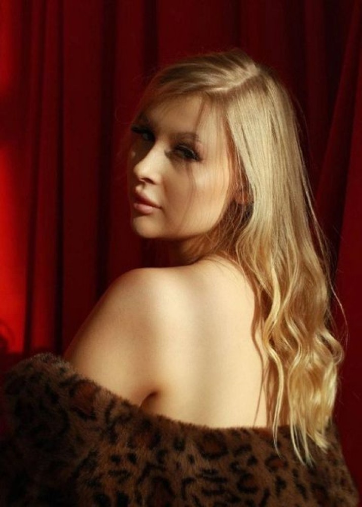 Индивидуалка Мила фото № 2 в городе Луга